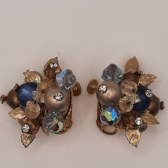 Vintage Vendome Crystal and Blue Glass Bead Jewelry set - Picture 10 of 13